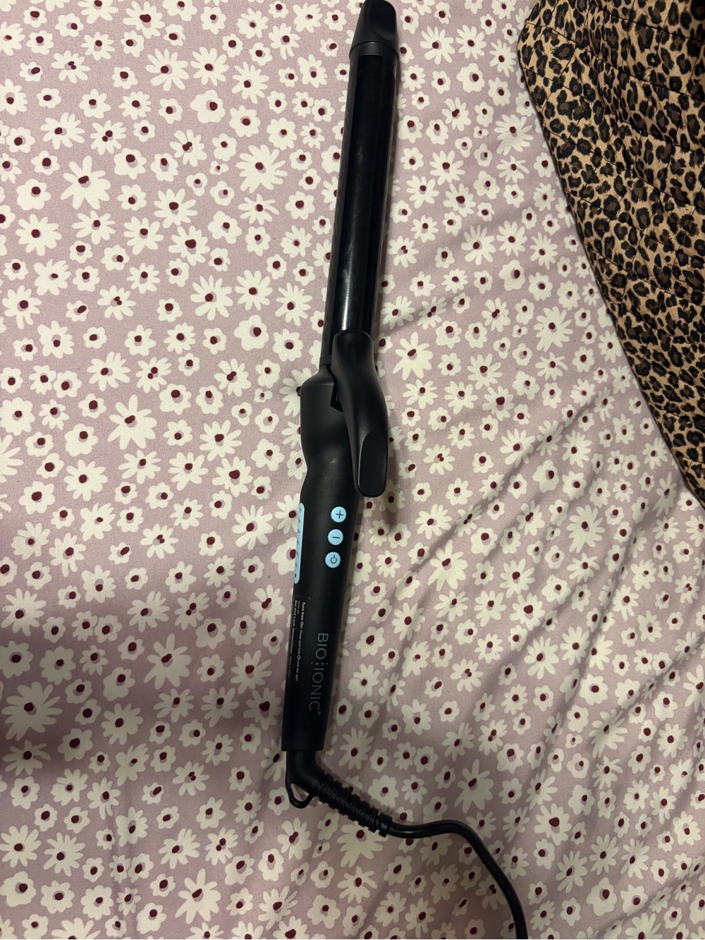 Bio Ionic Black Curling Wand with Light Blue Buttons